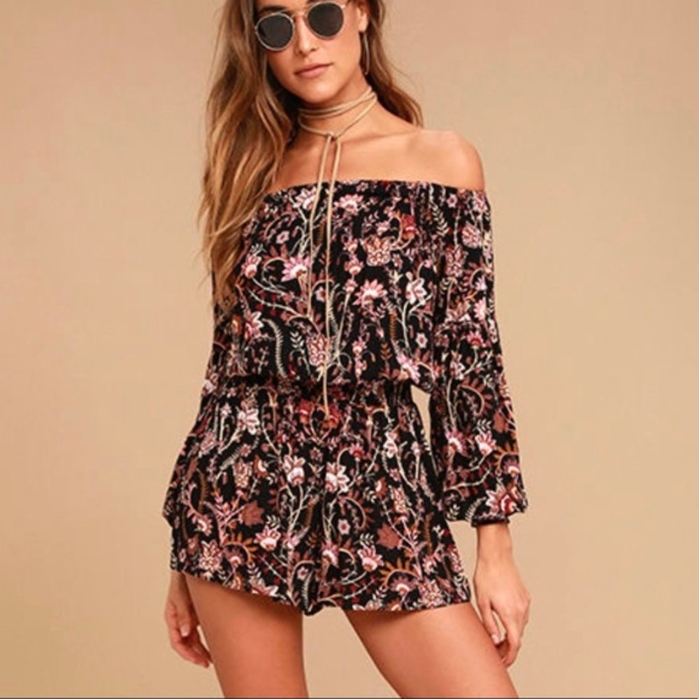 Free People Pretty and Free Off Shoulder Black & Purple Floral Print Rom…